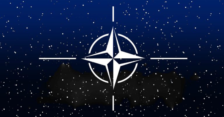 NATO adoptă prima sa politică spaţială