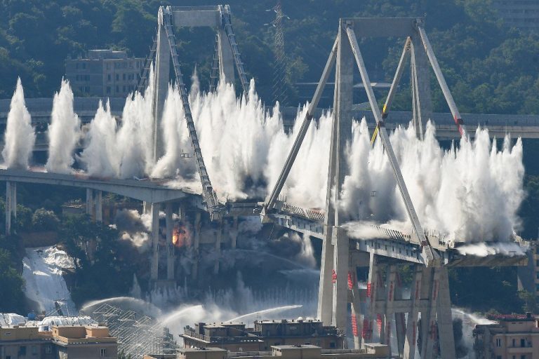 Podul Morandi din Genova a fost DEMOLAT – VIDEO