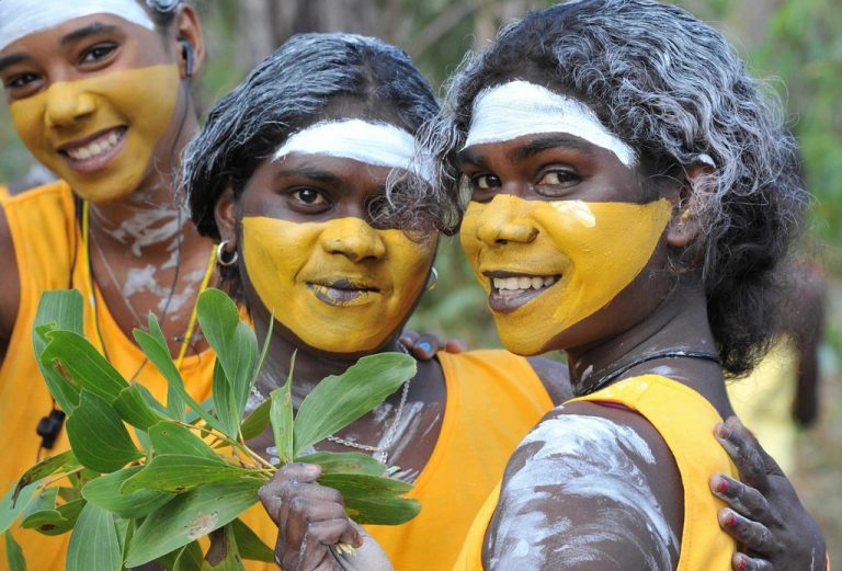Australia cumpără drepturile drapelului aborigen
