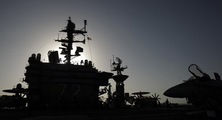 Administraţia SUA prelungeşte misiunea portavionului George H.W. Bush în Mediterană, ca reacţie la atacuri în Siria