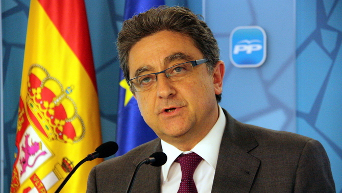 Reprezentantul Madridului în Catalonia CRITICĂ poliţia regională