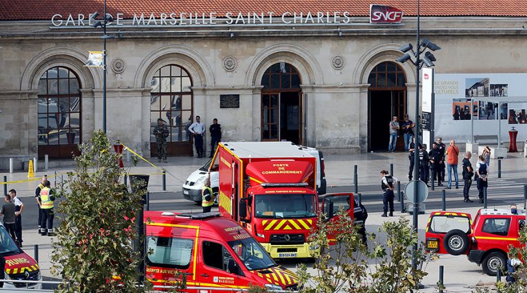 Anchetă ANTITERORISTĂ după atentatul din Marsilia. Două femei au fost UCISE – FOTO/VIDEO