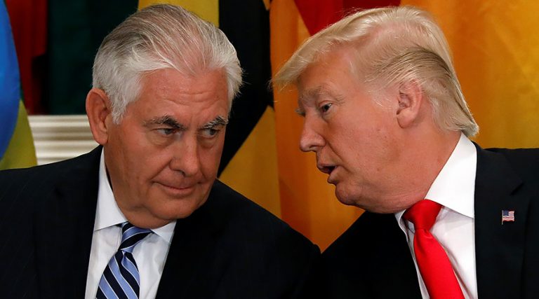 Trump susţine că are relaţii bune cu secretarul de stat Tillerson, deşi acesta ar putea fi mai dur