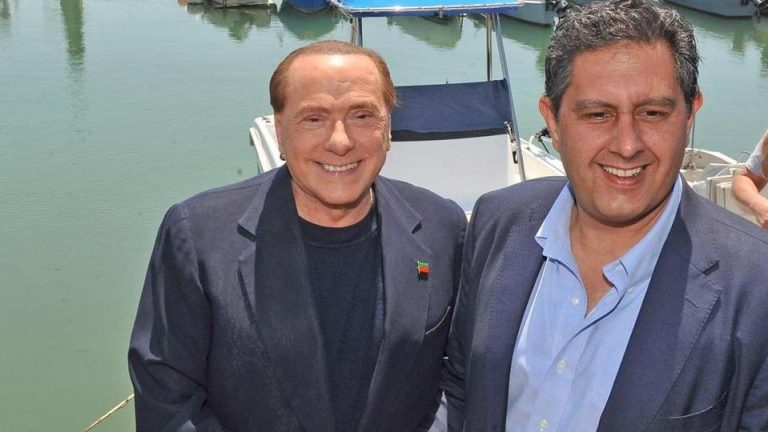 Plecarea unui lider al Forza Italia scufundă în agonie partidul lui Berlusconi