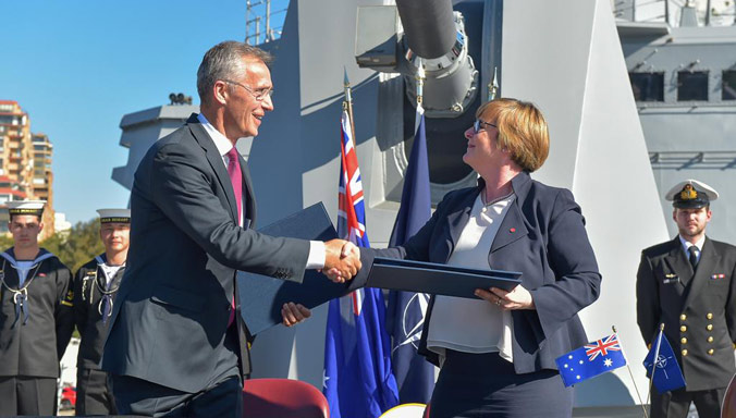 Australia şi NATO semnează un parteneriat pentru extinderea cooperării în Pacific
