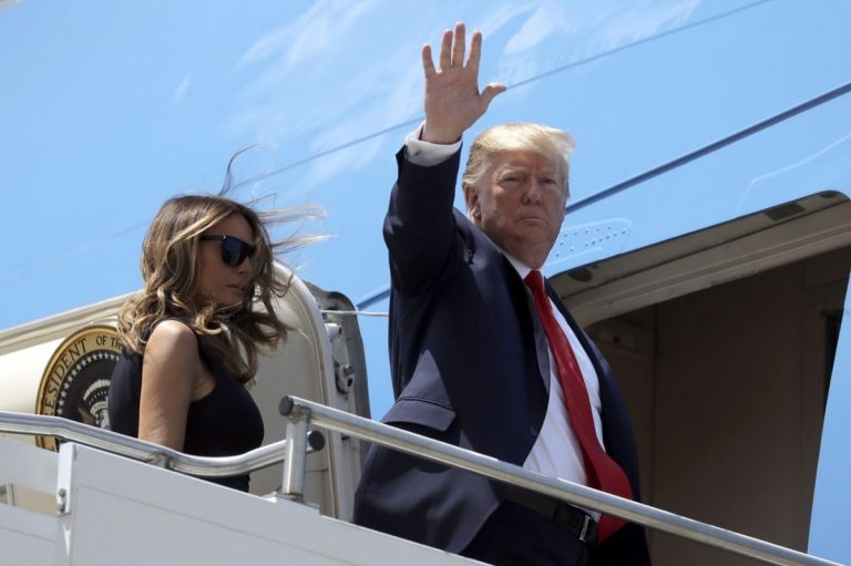 Trump și Melania pleacă în India
