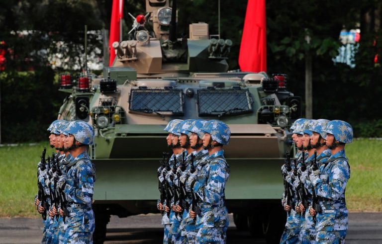 China se pregătește de război: Companiile chinezeşti îşi înfiinţează propriile armate de voluntari