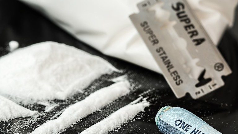 Poliţiştii italieni au capturat aproape o tonă de cocaină pură