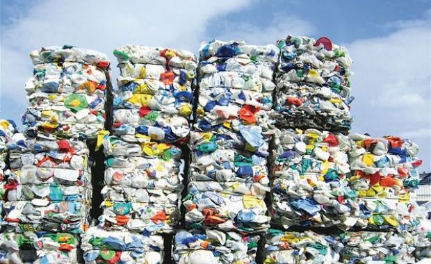 Reguli mai stricte privind exporturile de deşeuri din UE