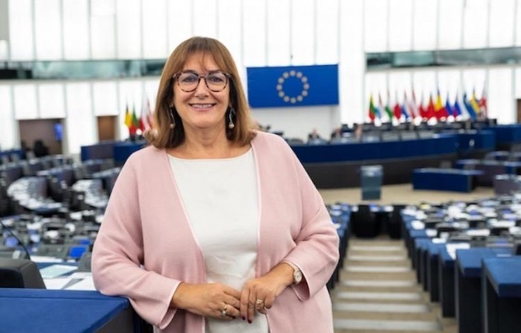 Croaţia o propune pe Dubravka Suica pentru postul de comisar european