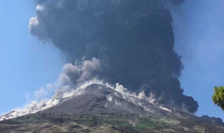 Vulcanul Stromboli a erupt din nou în Italia – VIDEO