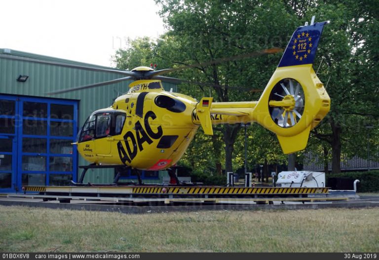 Un elicopter-ambulanţă S-A AGĂŢAT în cablurile de înaltă tensiune