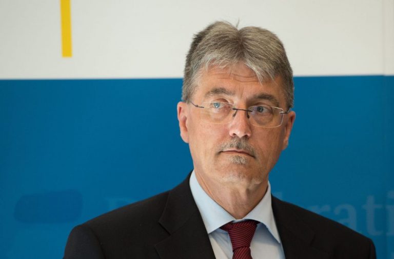 Gerhard Conrad pleacă de la conducerea Centrului de Informaţii şi Situaţii al Uniunii Europene