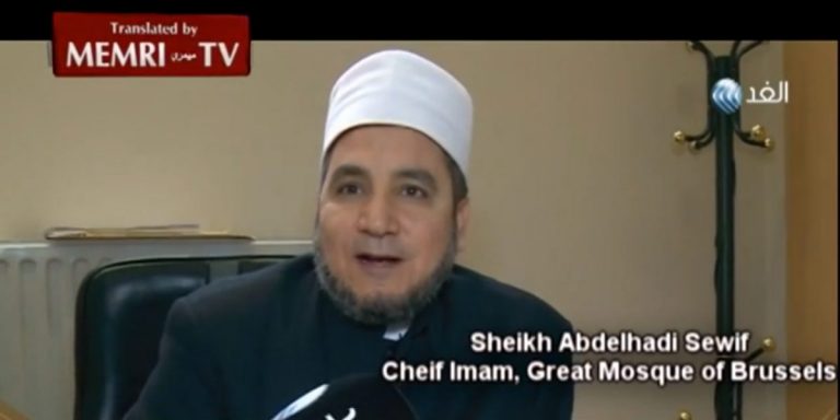 Belgia îi retrage permisul de şedere unui imam de la Marea Moschee din Bruxelles