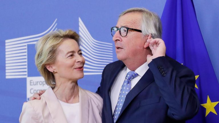 Schimb de amabilităţi la vârful Comisiei Europene: ‘Nimeni n-a avut grijă de Europa la fel de mult ca tine!’