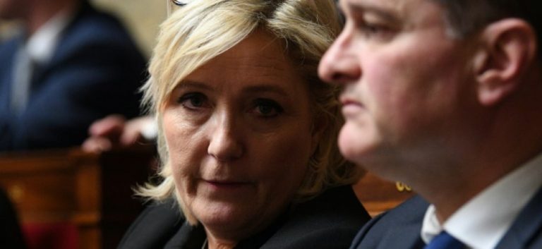 După 10 ani de concubinaj, Marine Le Pen RUPE relaţia cu Louis Aliot