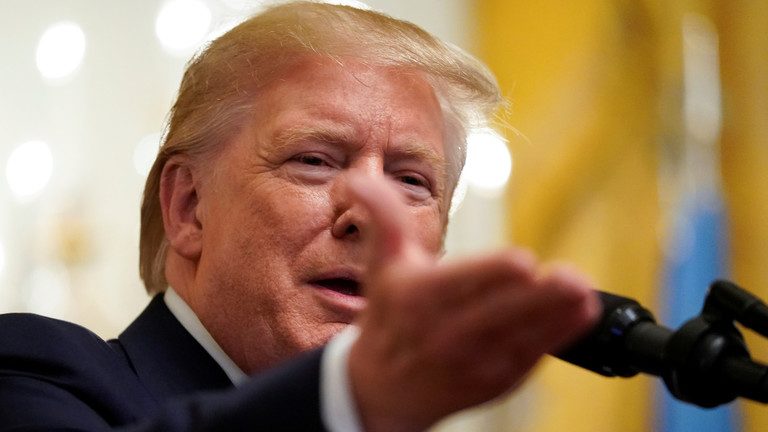 Trump promite o scădere ‘importantă’ a impozitelor pe veniturile medii dacă va fi reales