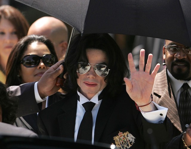 Justiţia franceză se pronunţă asupra unei plângeri înaintată de fanii lui Michael Jackson