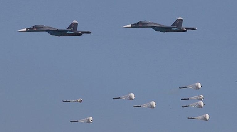 Aviația rusă a distrus cel mai mare depozit de muniții al jihadiștilor din Siria