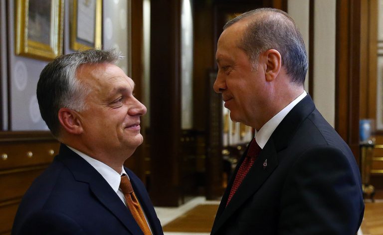 Viktor Orban s-a întâlnit la Baku cu Recep Tayyip Erdogan