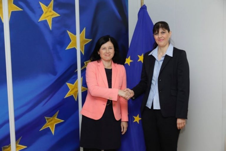 Vera Jourova salută numirea lui Kovesi în funcția de procuror-şef european