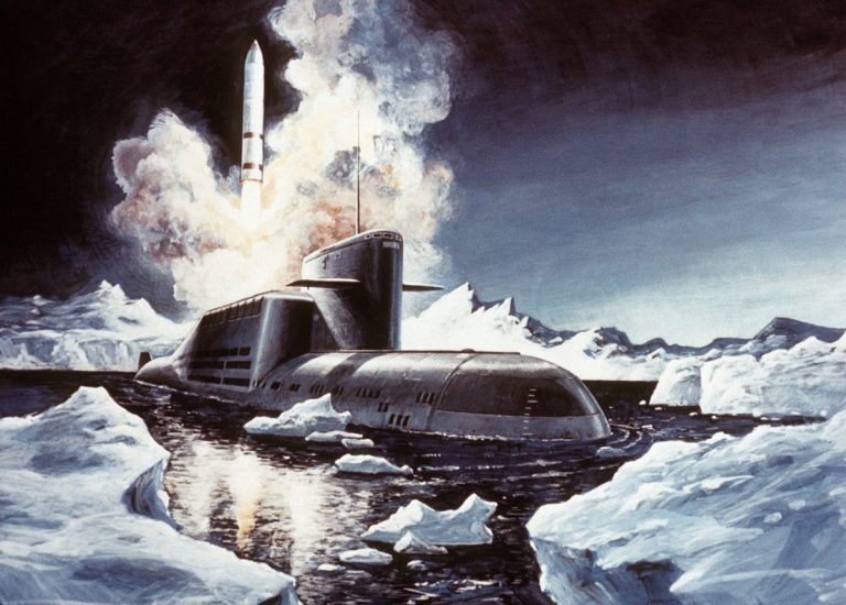 Rusia îşi va dota submarinele cu rachete supersonice