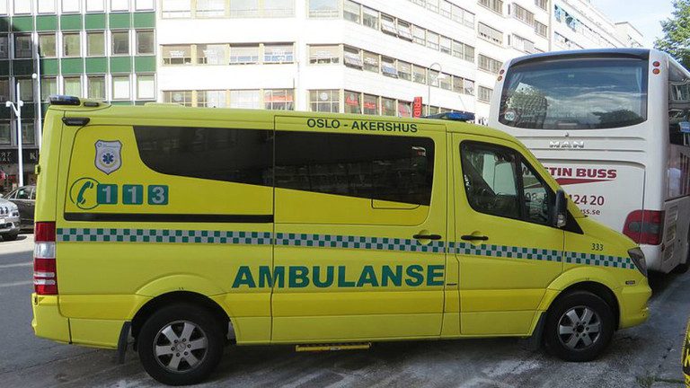 Ambulanţă furată la Oslo:Suspectul a furat vehiculul pentru a nu fi arestat după un accident rutier (avocat)