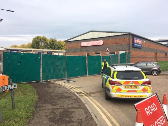 39 de cadavre au fost descoperite într-un camion din UK (VIDEO)