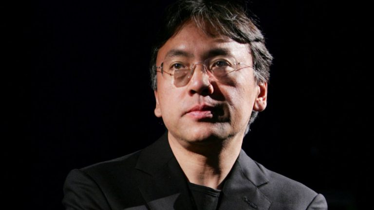 Scriitorul Kazuo Ishiguro a câștigat Premiul Nobel pentru Literatură