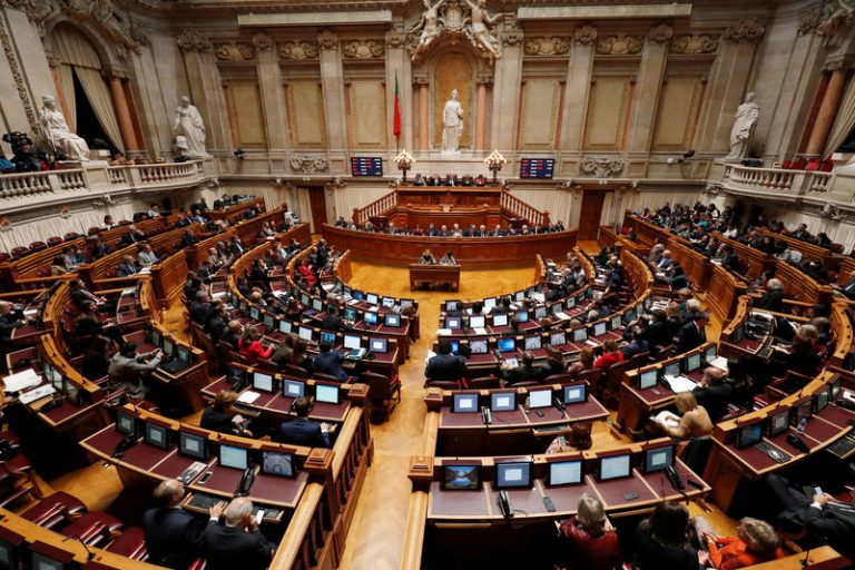 Parlamentul portughez are pentru prima dată trei deputate cu origini africane