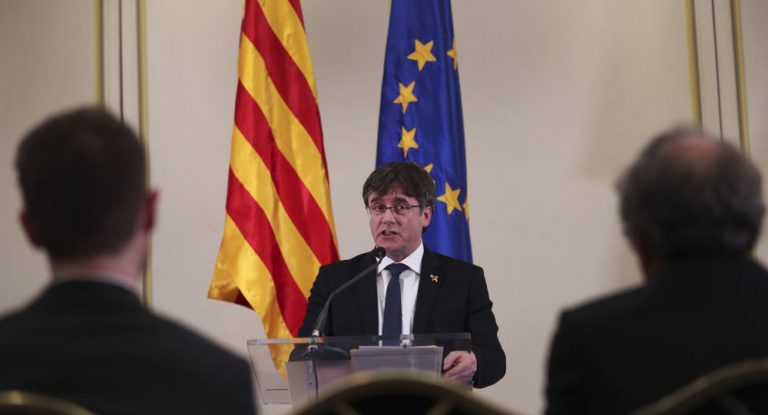 Puigdemont, la sosirea la Parlamentul European: Spania ‘nu mai respectă statul de drept’ al UE