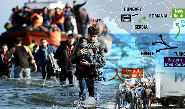 Atena acuză Turcia că SPONSORIZEAZĂ traficul de migranţi