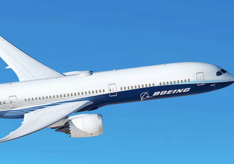 COȘMARUL Boeing continuă! Un fost inginer al companiei spune că avioanele 787 Dreamliner au probleme grave la sistemele de oxigen