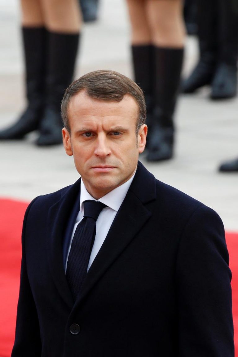Macron condamnă ‘cu cea mai mare fermitate’ atacurile comise de regimul al-Assad în nord-vestul Siriei