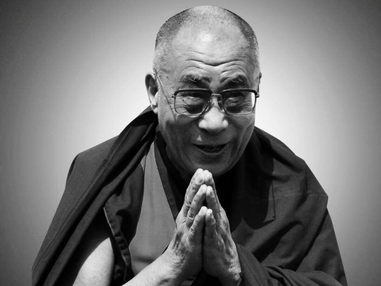 Liderul spiritual tibetan Dalai Lama va călători în SUA luna aceasta pentru a urma un tratament la genunchi