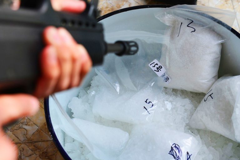Autorităţile din Texas au capturat metamfetamină lichidă în valoare de peste două milioane de dolari