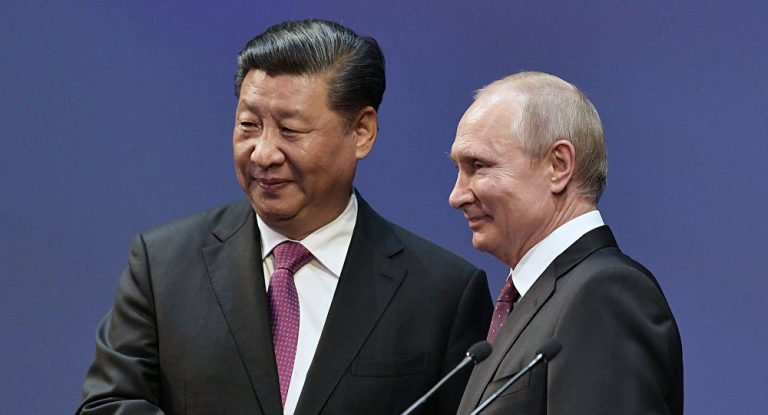 Xi declară că face din relaţia sa ‘strategică’ cu Rusia o ‘prioritate’ şi-l invită pe Putin să-i întoarcă vizita