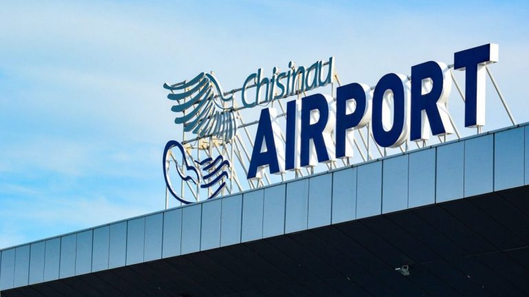 Igor Dodon vrea să readucă aeroportul din Chişinău în proprietatea statului