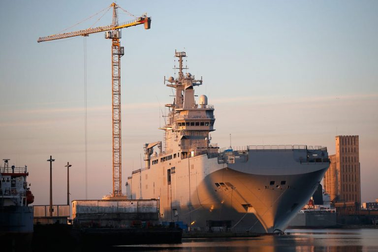 După ce Franţa a rupt contractul Mistral, ruşii s-au hotărât să-şi facă singuri propriile portavioane