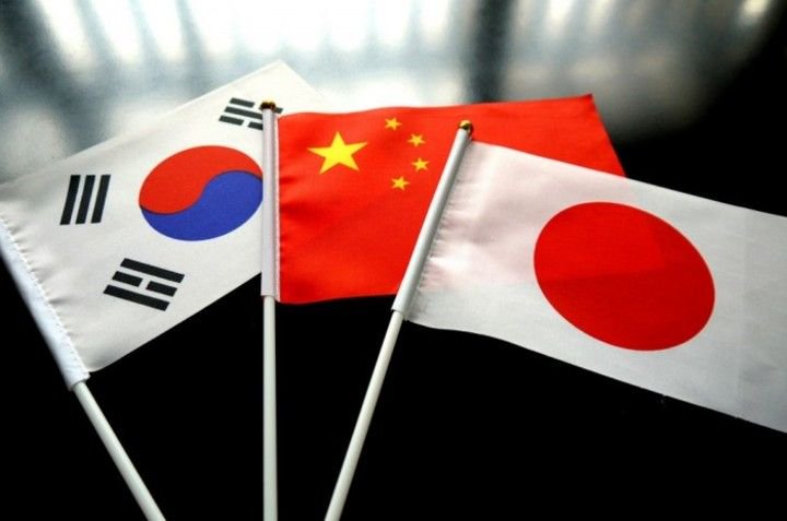 Summit la nivel înalt între China, Japonia şi Coreea de Sud