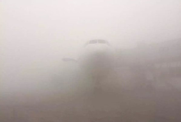 Ceaţa a blocat activitatea pe Aeroportul Chișinău