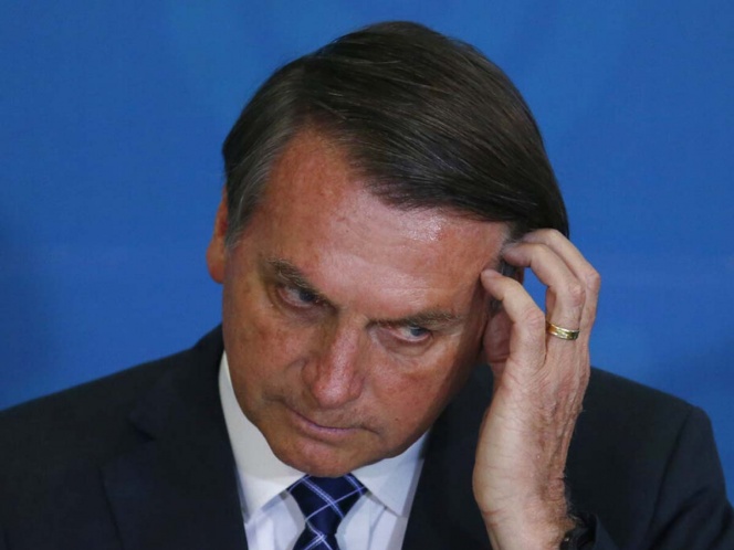 Jair Bolsonaro SCHIMBĂ şase miniştri în guvernul brazilian