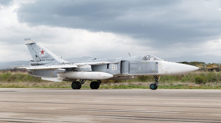 Un bombardier rusesc S-A PRĂBUŞIT la o bază aeriană din Siria. Ambii piloţi au murit