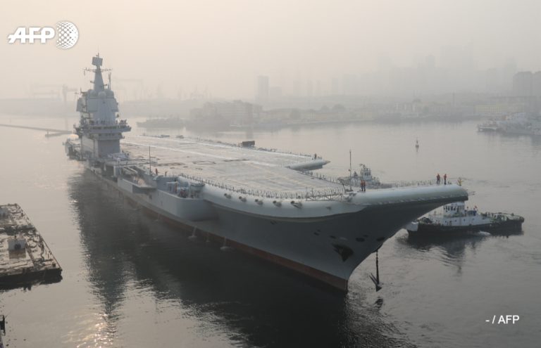 Un portavion chinez a traversat strâmtoarea Taiwan
