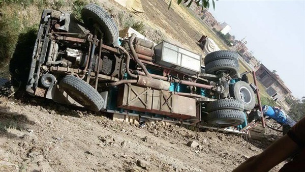 CARNAGIU pe o șosea din Egipt! 12 oameni au murit!