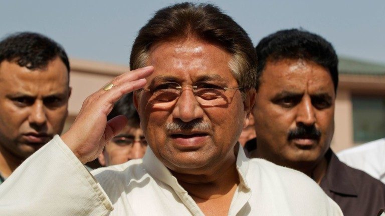 Trupul neînsufleţit al fostului preşedinte pakistanez Musharraf, repatriat luni; funeraliile vor avea loc marţi