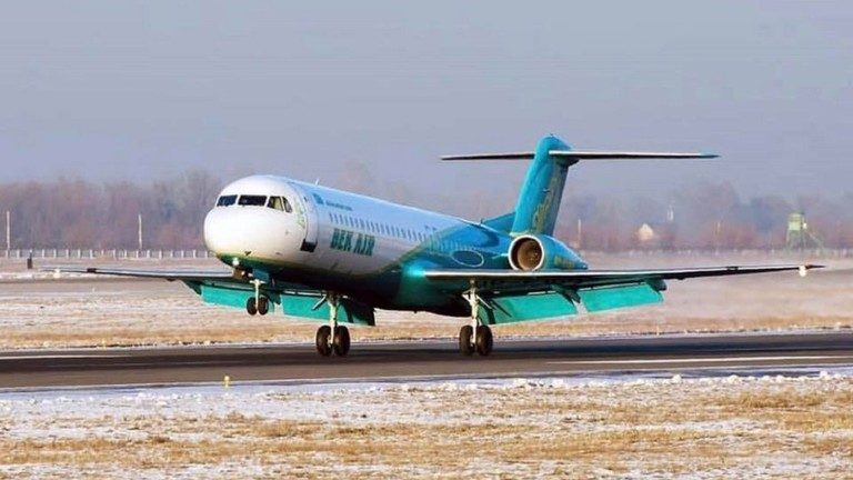 Zi de doliu naţional în Kazahstan după accidentul aviatic de vineri, soldat cu 12 morţi