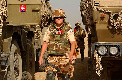 Slovacia își retrage militarii din Irak