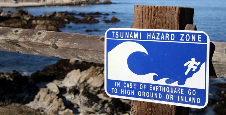 Avertismentele de tsunami de pe coastele Pacificului au fost ridicate