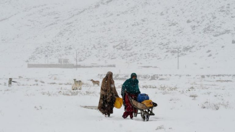 Alunecări de teren şi avalanşe în Afganistan: Cel puţin opt oameni au murit!